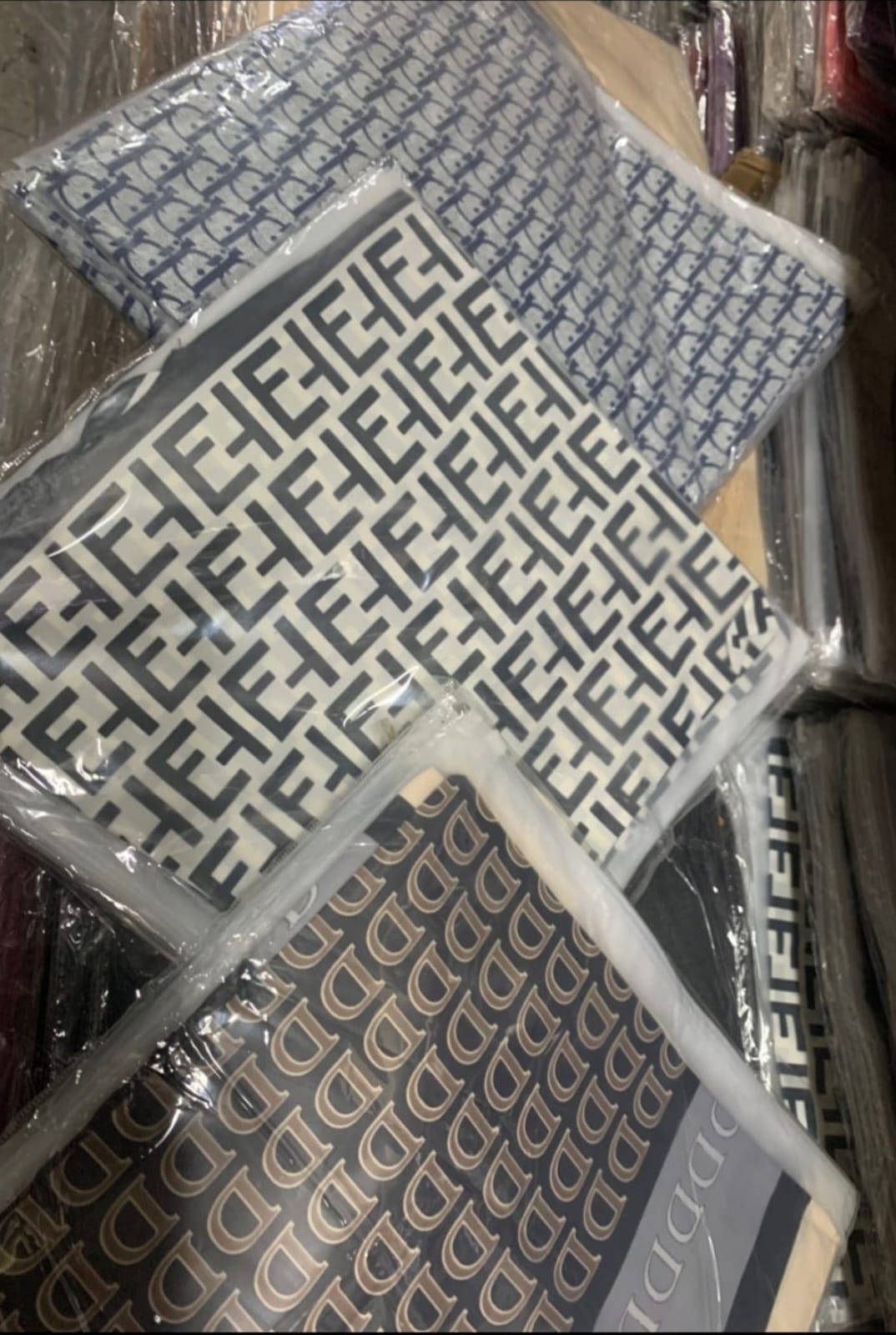 PAÑUELOS DE SEDA 💞 90 X 90