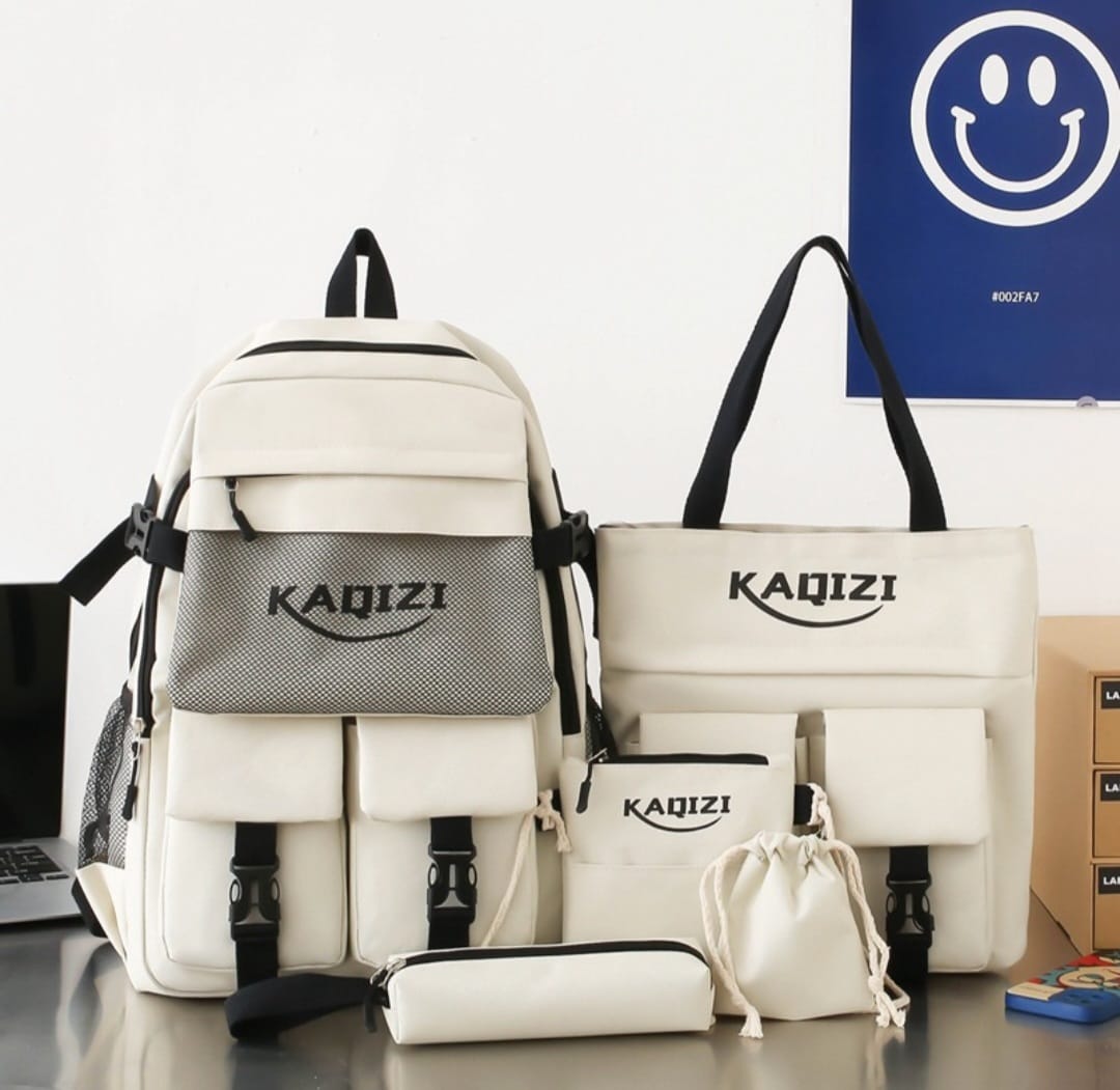 MOCHILAS EN SET 5 PIEZAS