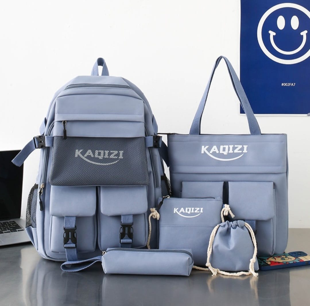 MOCHILAS EN SET 5 PIEZAS
